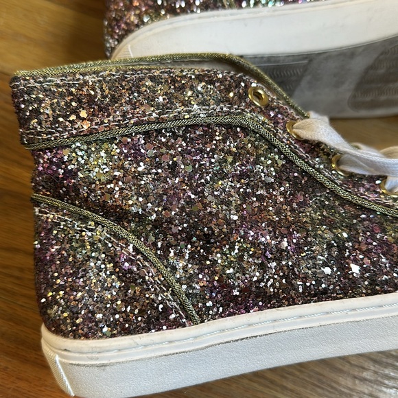 Steve Madden High Top - Picture 3 of 9